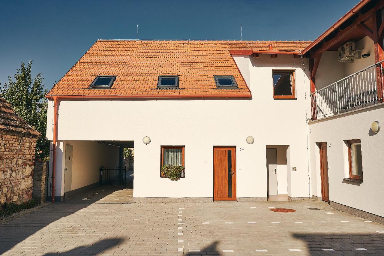 Apartmán NEWSTALGIE Mikulov Esterno foto